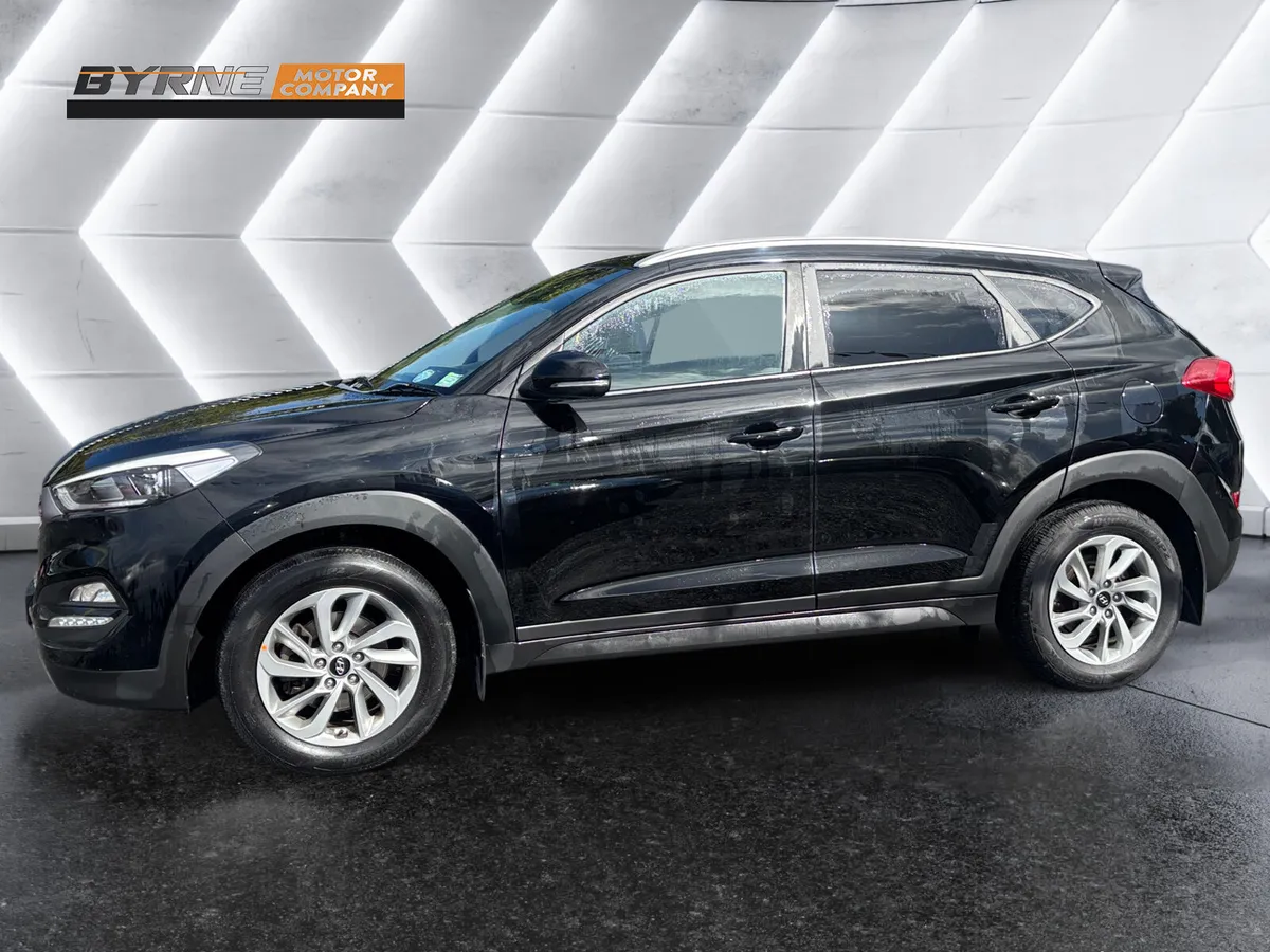 HYUNDAI TUCSON 1.7D PREMIUM, 2017 - Image 2