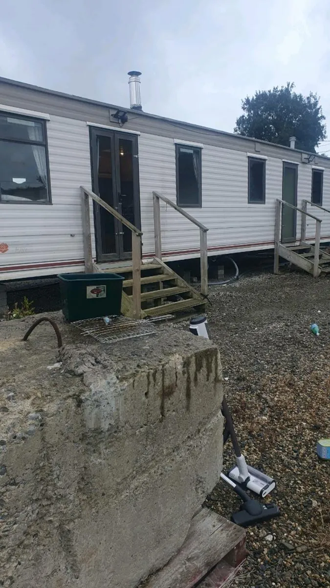 3 bed mobile home/carvan - Image 1