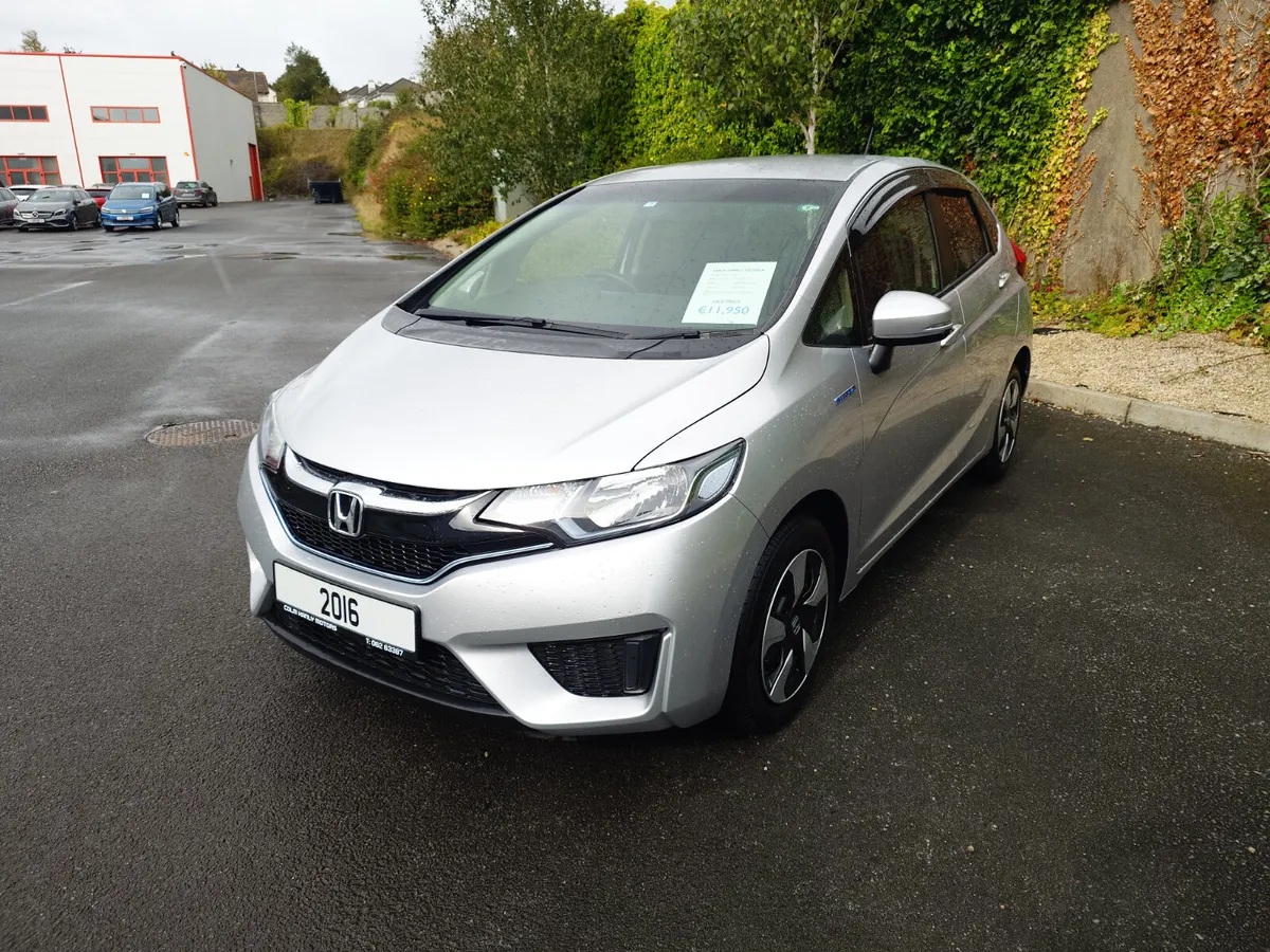 Honda Fit Hybrid F-Package - Image 3