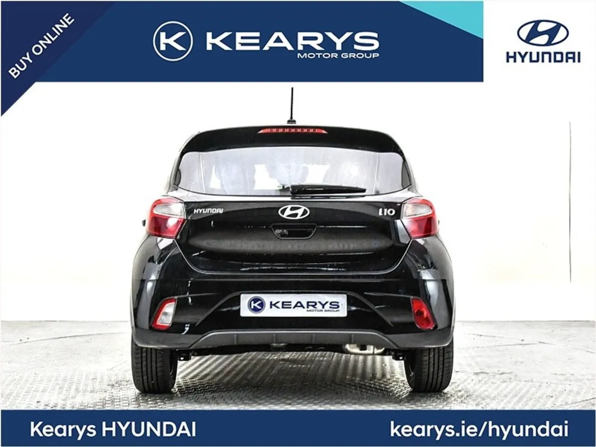 Hyundai i10 Deluxe Plus Auto - Image 3