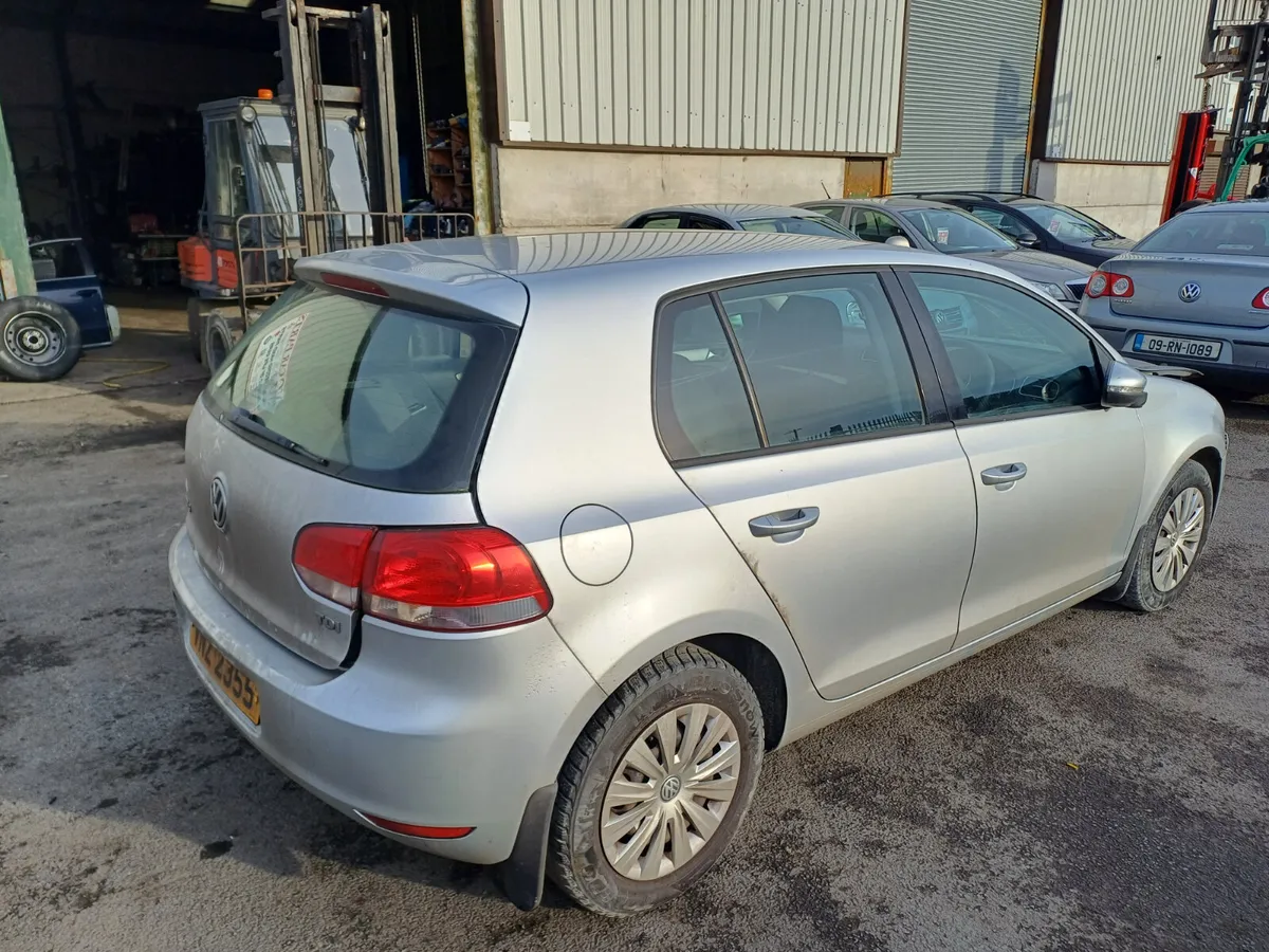 2011 VW GOLF 1.6TDI BREAKING - Image 4