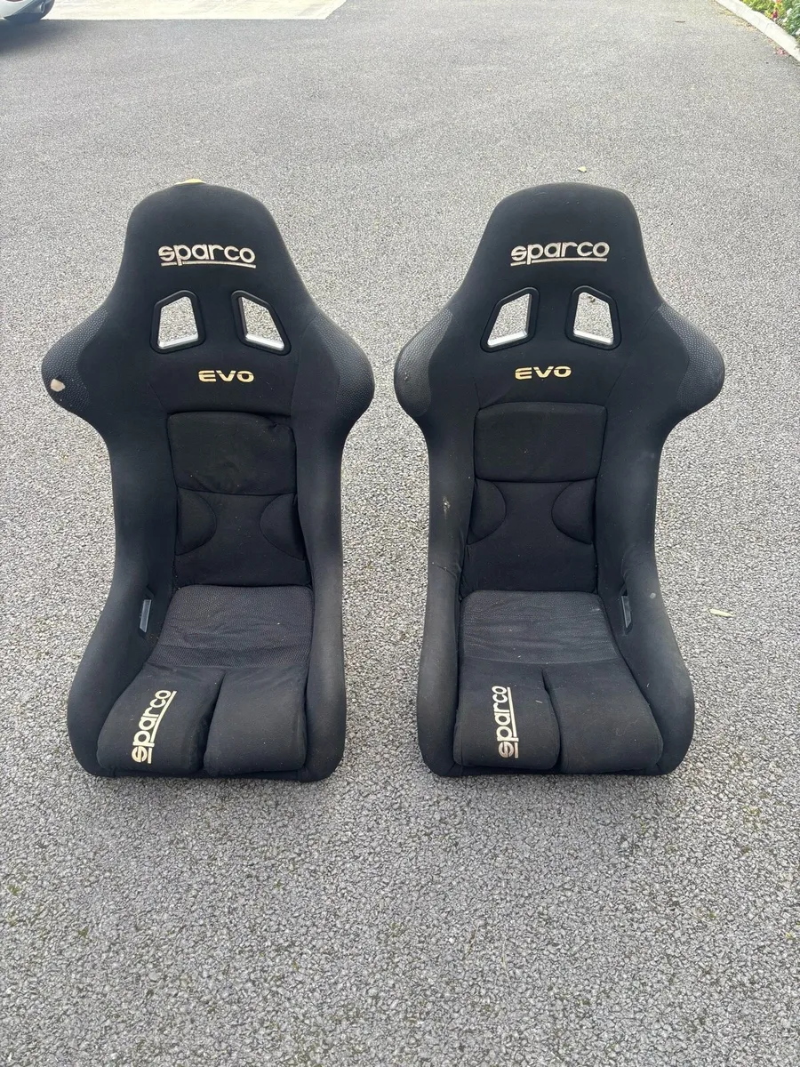 Sparco race seats - Image 1