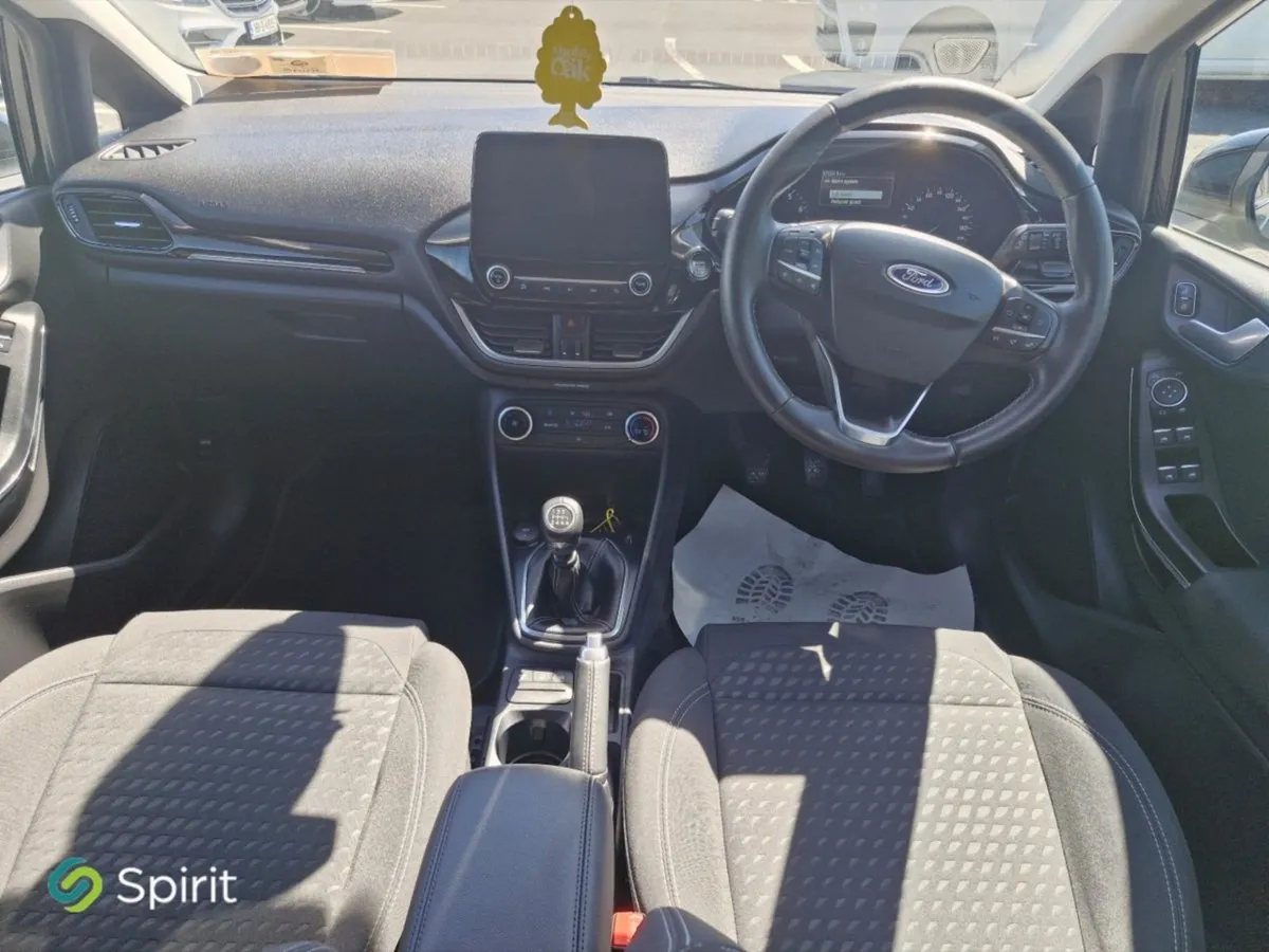 Ford Fiesta 1.0t Ecoboost 125PS Titanium  17 950 - Image 4
