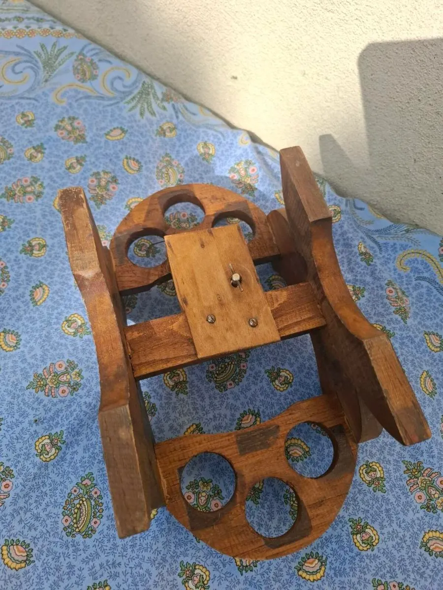 Musical wood barrel with glasses - Image 3