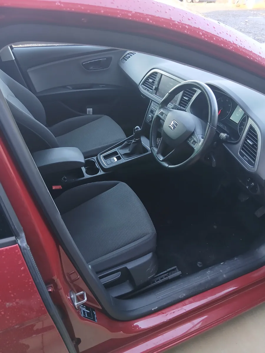 SEAT Leon 2019 - Image 3