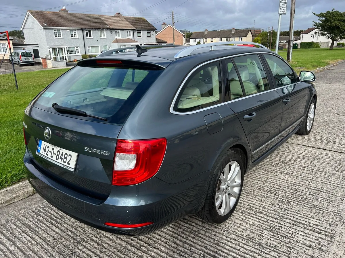 2014 Skoda Superb 2.0 TDI 1 Owner LOW KMS - Image 2