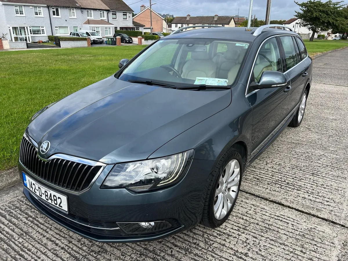 2014 Skoda Superb 2.0 TDI 1 Owner LOW KMS - Image 3
