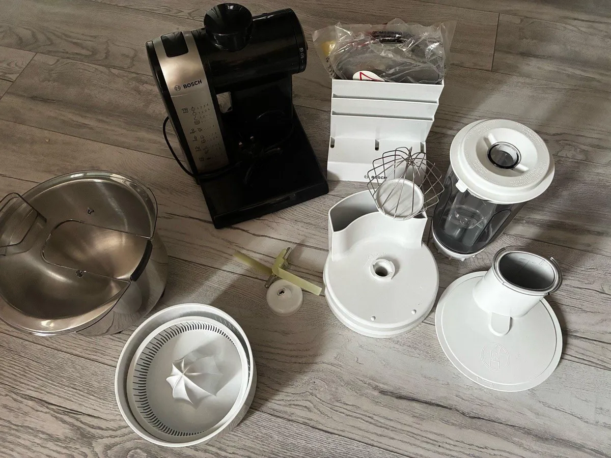 Bosch food mixer - Image 1