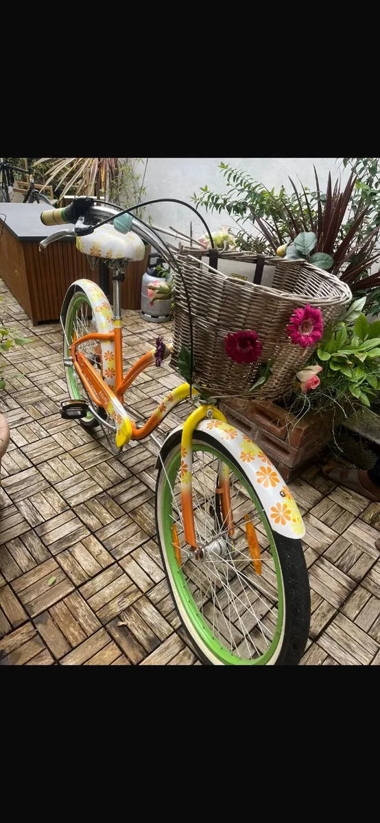 FREE Bike - Electra City Bike - Image 1