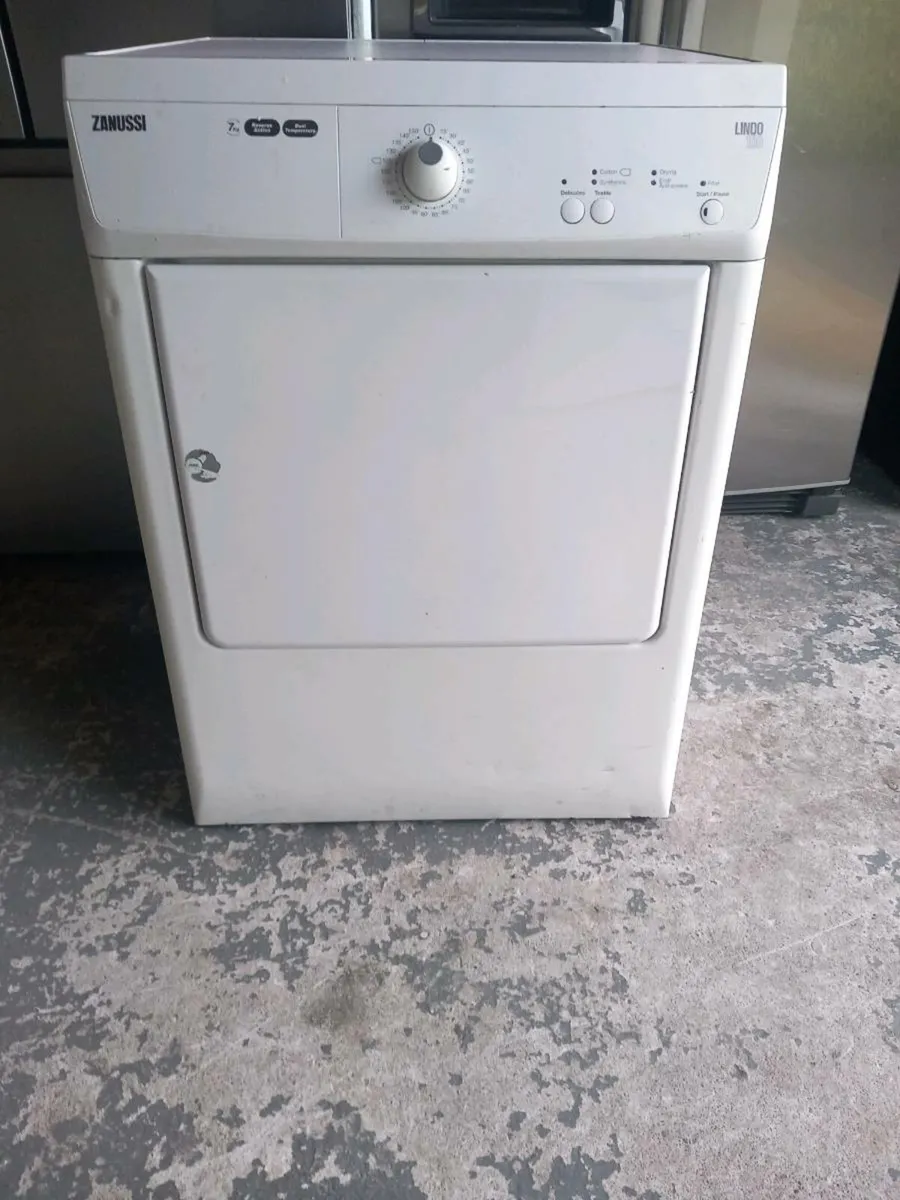 Zanussi vent dryer - Image 1