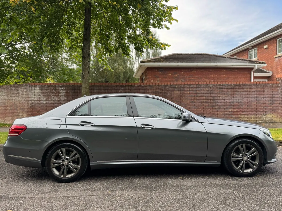 €9450 Mercedes E220 2016 Night Edition! - Image 2