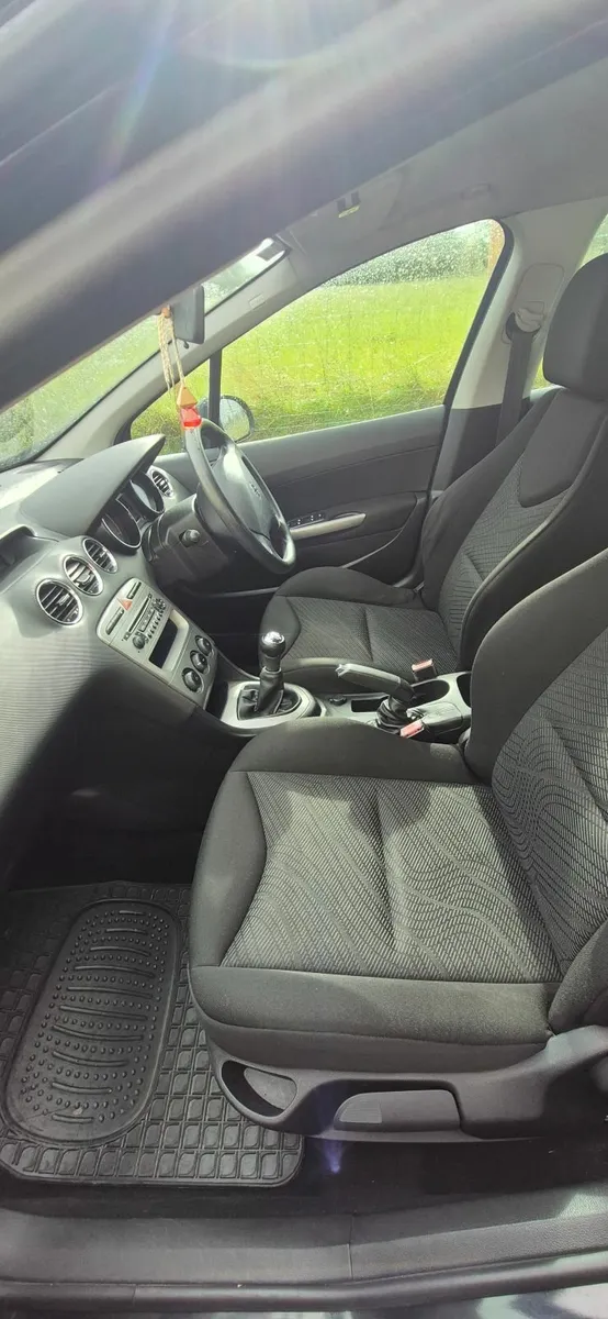 Peugeot 308 2010 - €1,200 o.n.o - Image 3