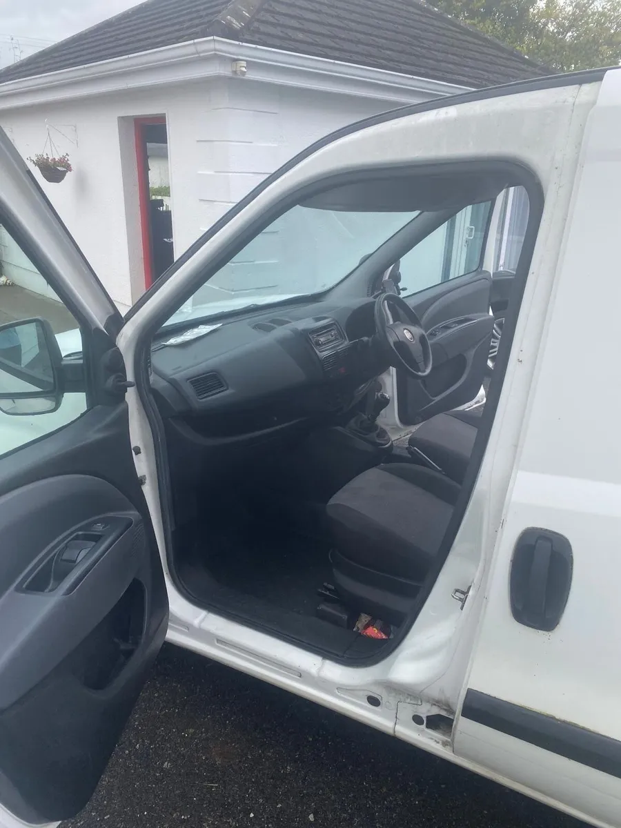 Fiat Doblo 2014 - Image 3