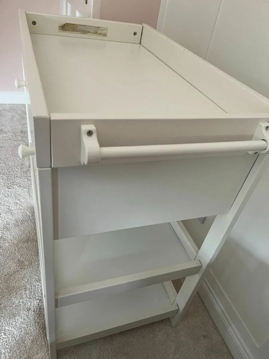 Mamas and Papas Changing Table - Image 3
