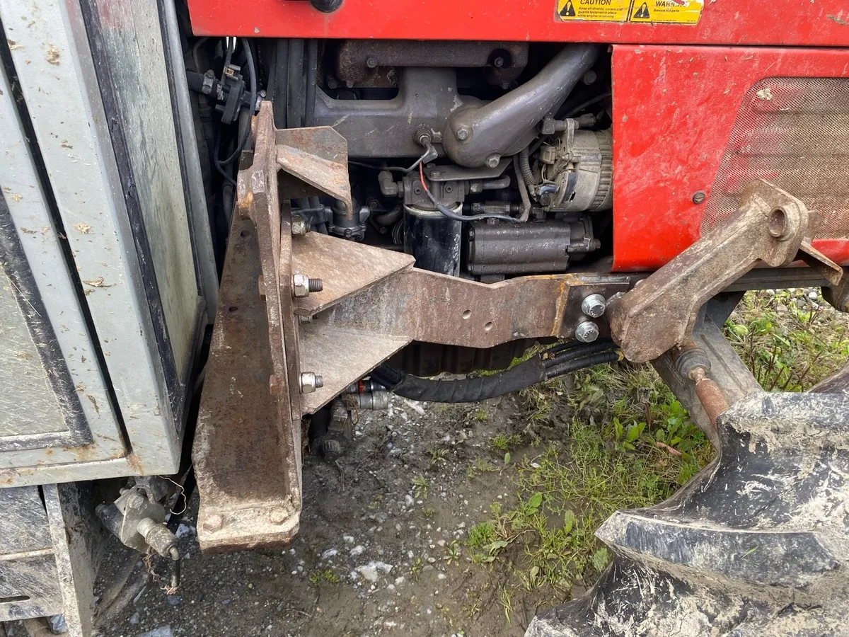 Massey Ferguson loader 880 - Image 3