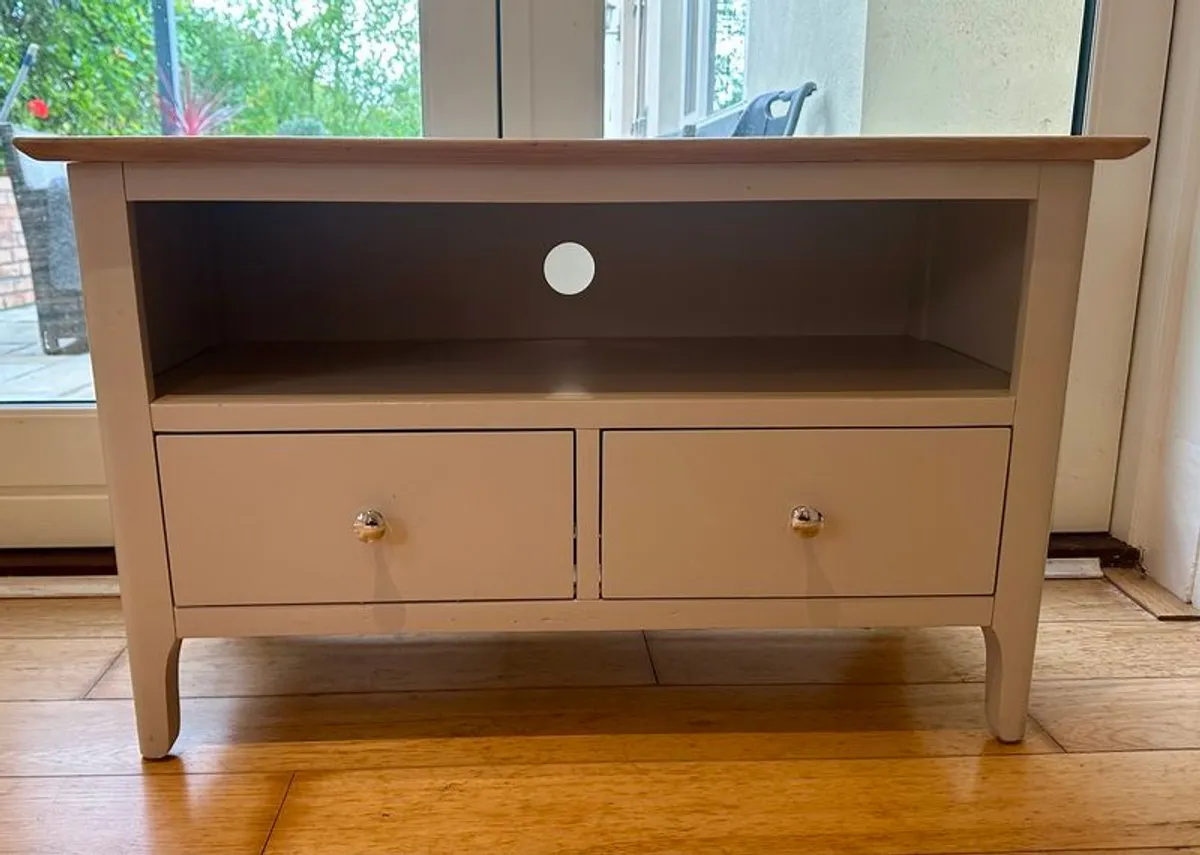 tv unit - Image 1