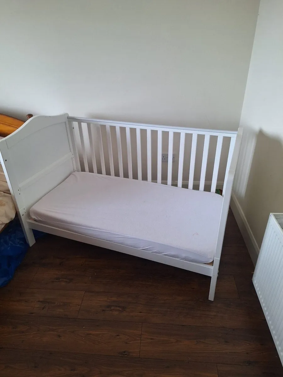 Cot bed - Image 4