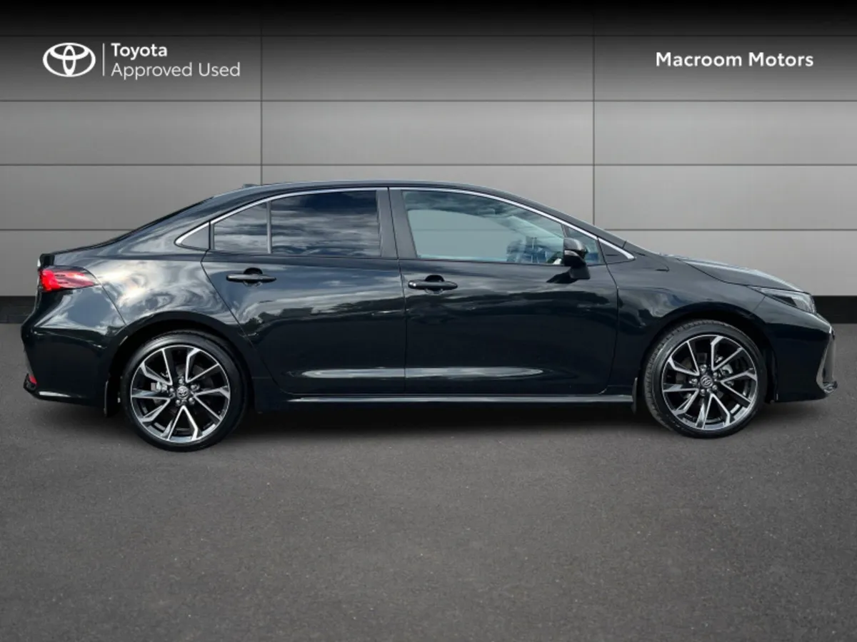 Toyota Corolla 1.8 - Image 3