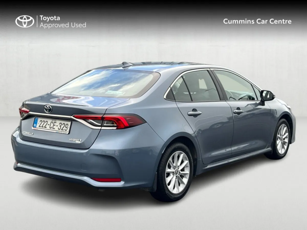 Toyota Corolla LUNA 4DR AUTO HYBRID - Image 2