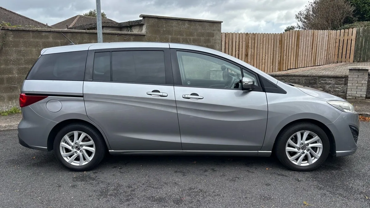 2015 Mazda 5 Exe Se 1.6D*Low Mileage*7 Seats*NCT’D - Image 2