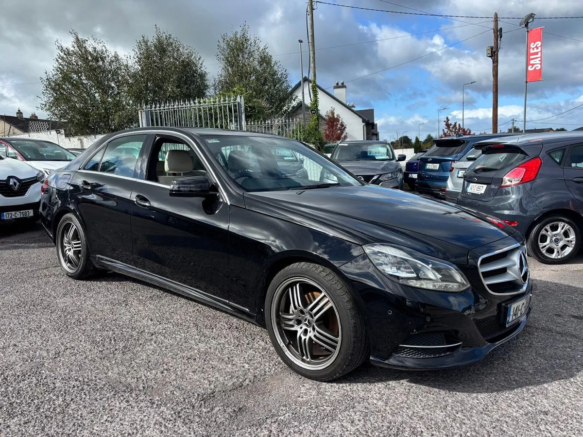 Mercedes-Benz E-Class 2014   MANUAL - Image 2