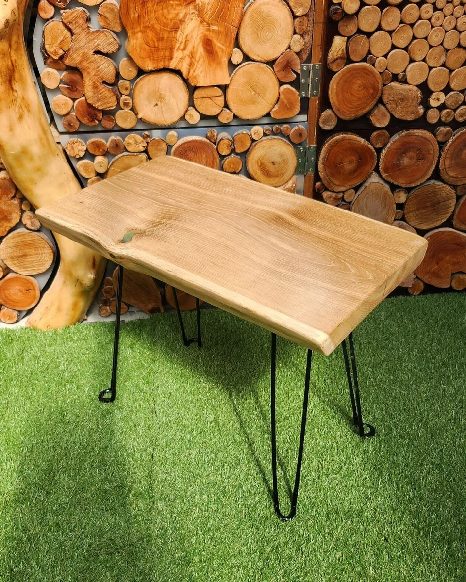 New oak top coffee table - Image 1