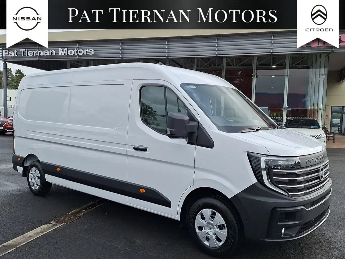 Nissan Interstar L3h2 SV Premium 150 CVT - Image 1