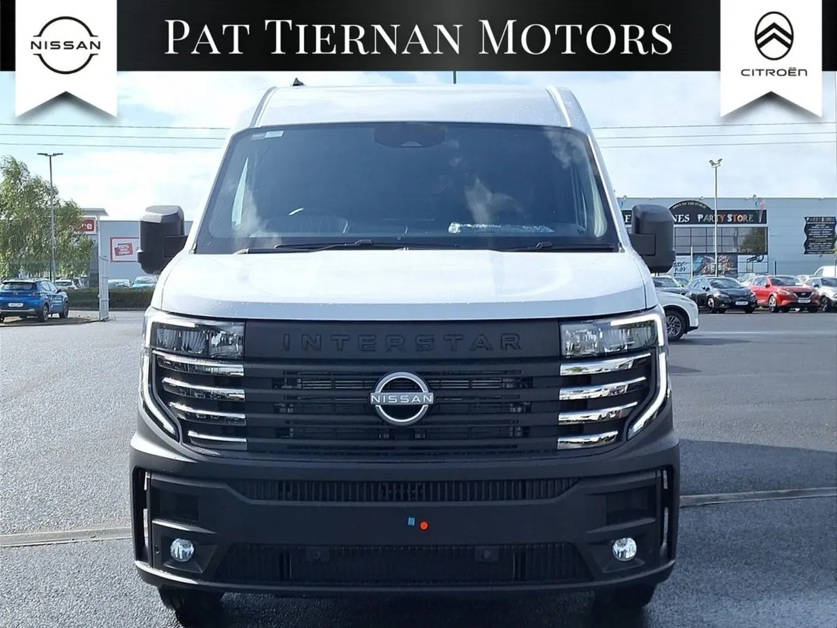 Nissan Interstar L3h2 SV Premium 150 CVT - Image 4