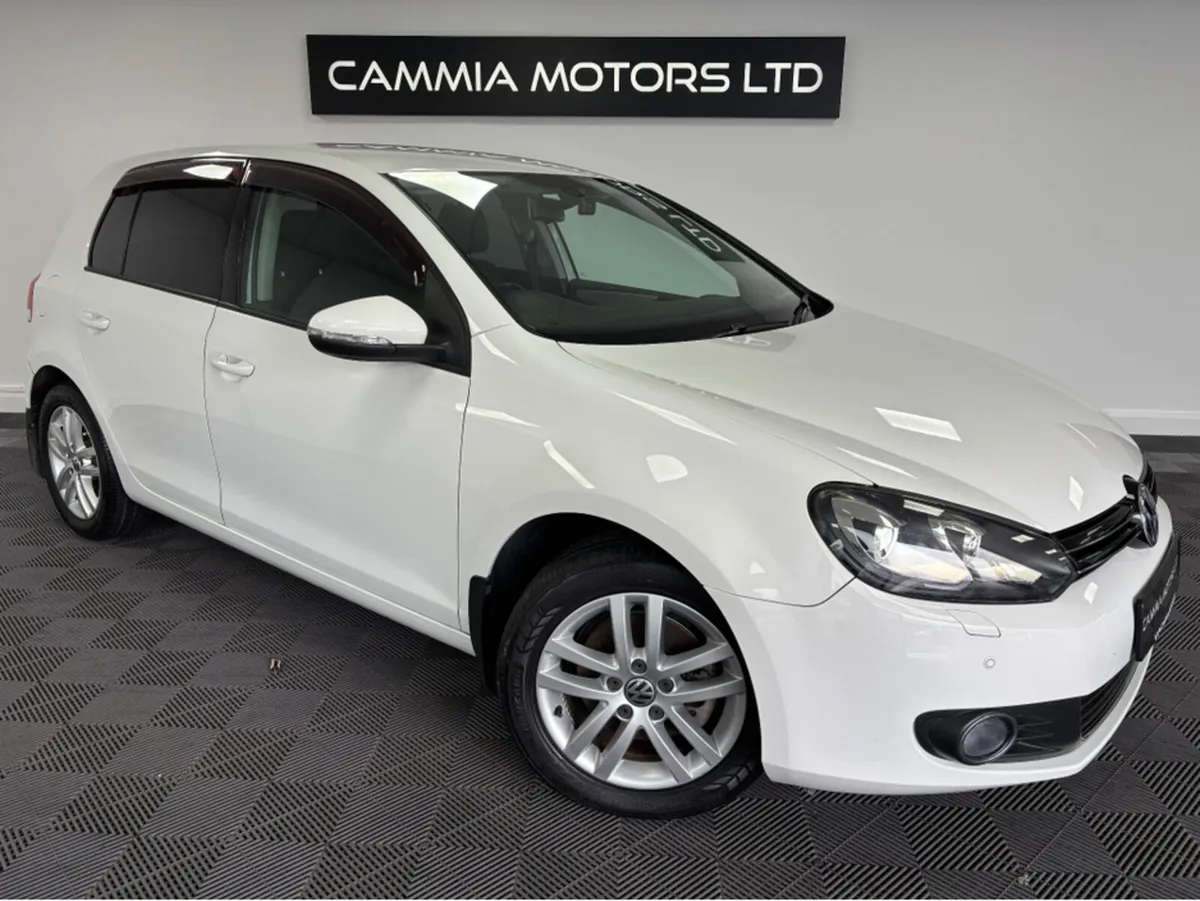 Volkswagen Golf *VOLKSWAGEN GOLF* *DSG* *LOW MILEA - Image 1