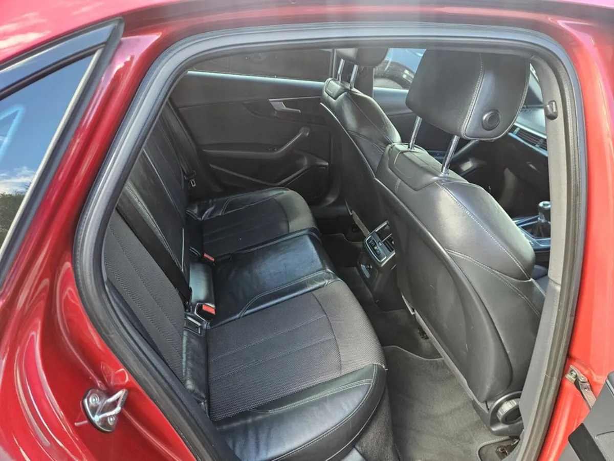 Audi A4 2.0 TDI S Line Ultra (150) - Image 4