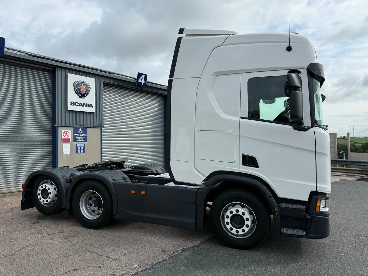 SCANIA 2023 460 R HIGH 6X2 TAG AXLE - Image 2
