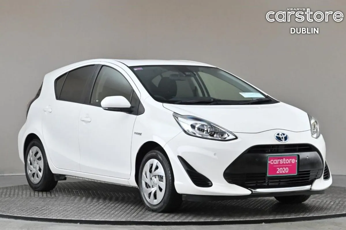 Toyota Aqua 1.5 Vvt-i Hybrid  reverse Cam park Se - Image 1