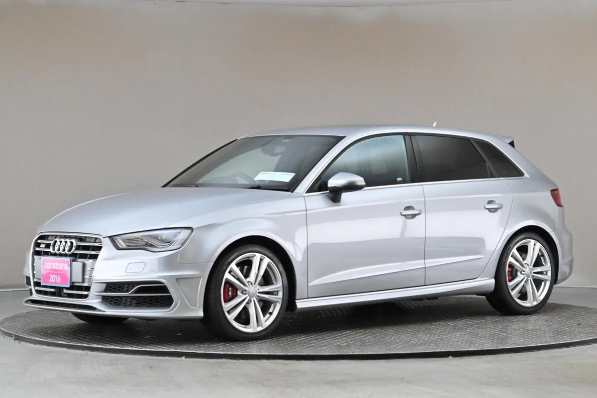 Audi A3 2.0 Tfsi S-line Quattro S-tronic 210KW  h - Image 4