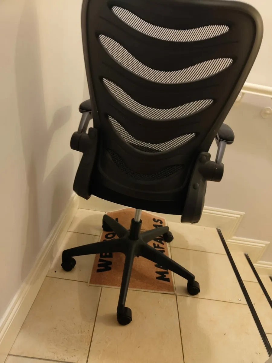 Chair - Image 3