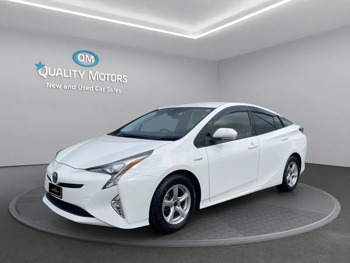 2018 TOYOTA PRIUS 1.8L HYBRID S104 - Image 1