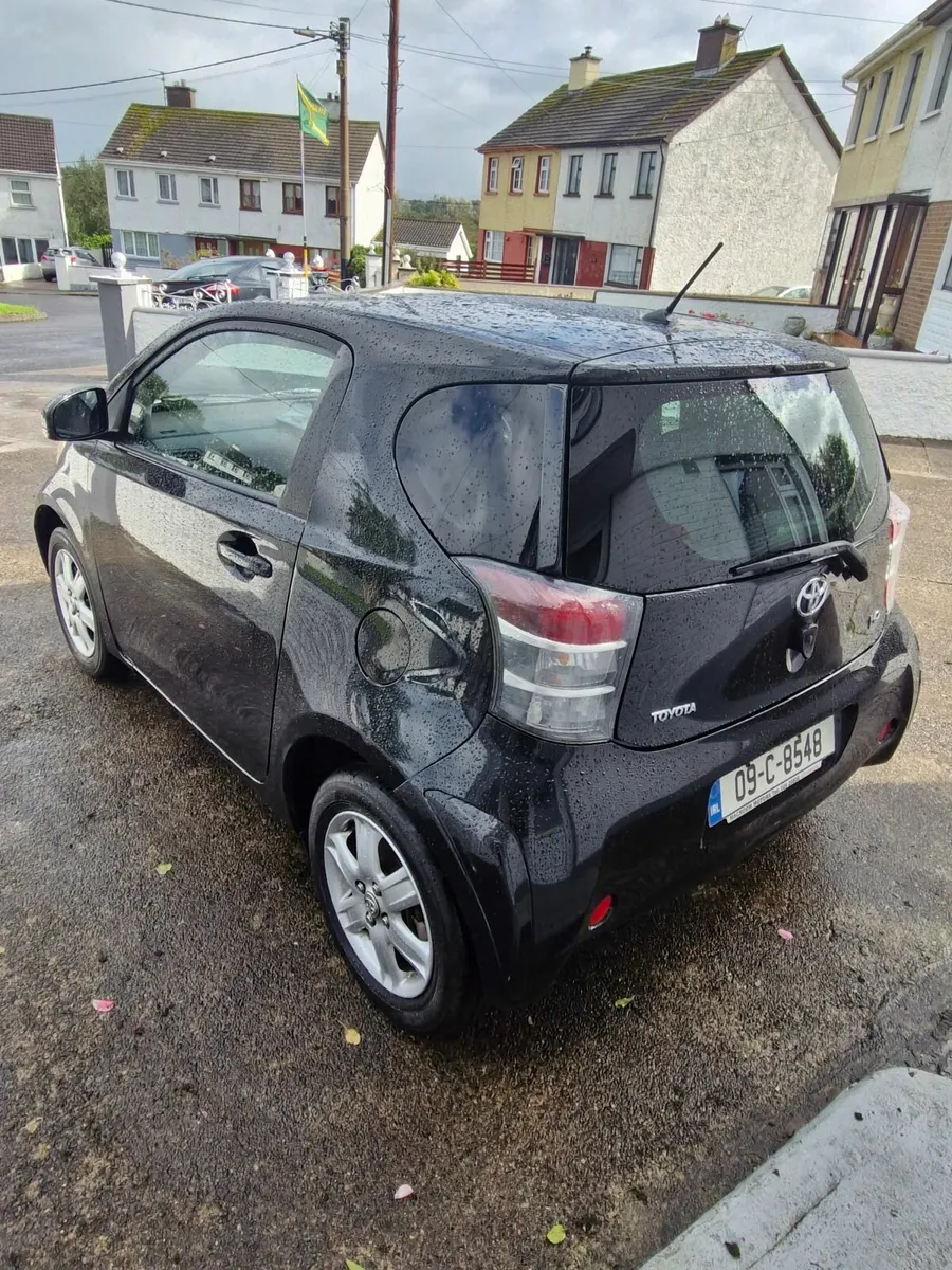 Toyota iQ 2009 - Image 4