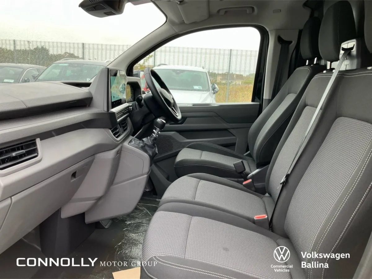 Volkswagen Transporter Trendline 150bhp - Image 4