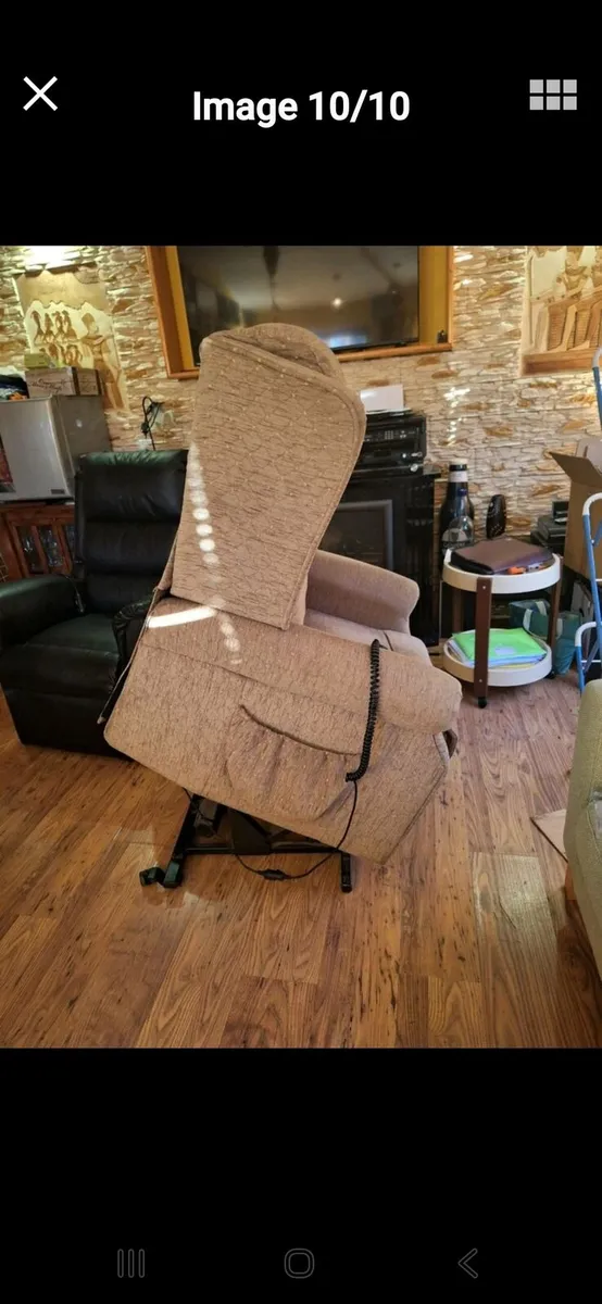 Electric riser recliner armchair - Image 2