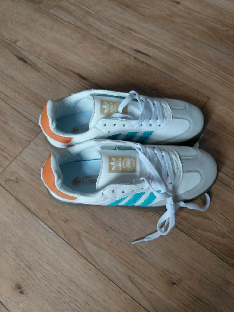 Adidas samba and New Balance - Image 2