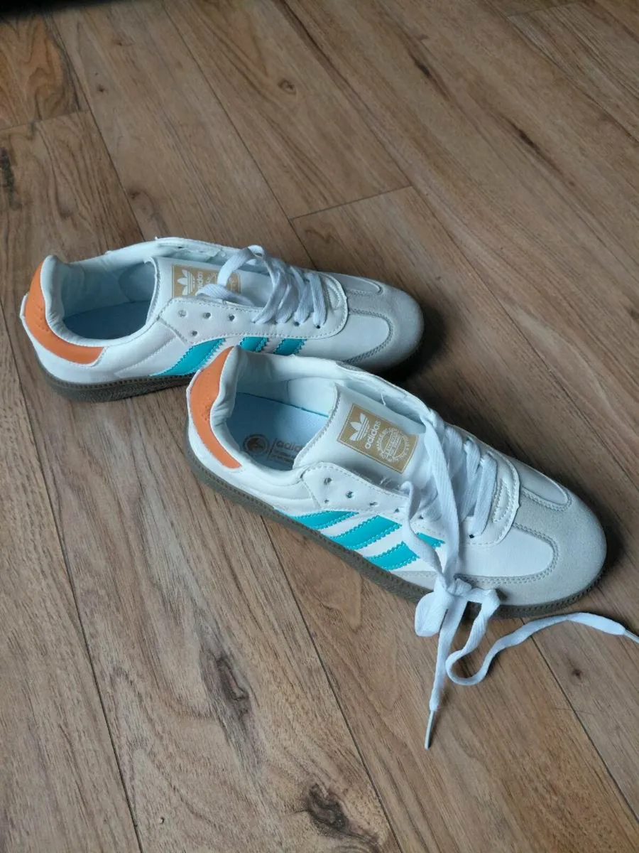 Adidas samba and New Balance - Image 4