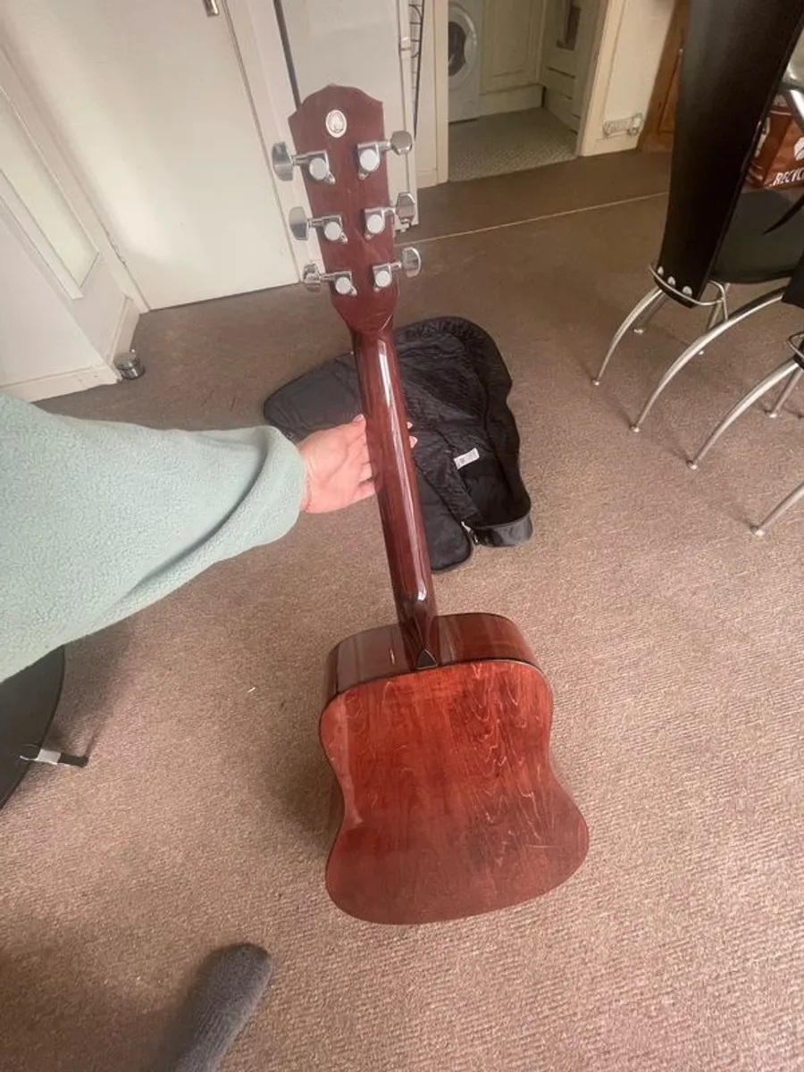 Acoustic Guitar - Fender - Image 3