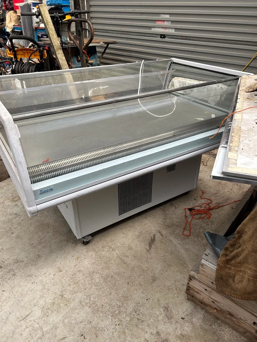 Zion 5ft walk around refrigeration unit - Image 1