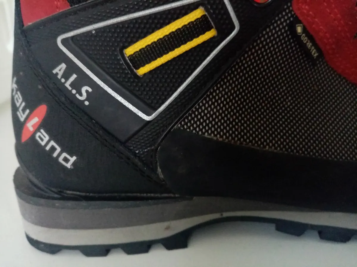 Hill walking boots - Image 4