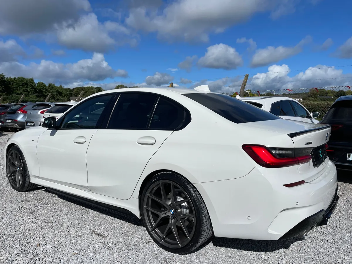 BMW 320D M-Sport - Image 2