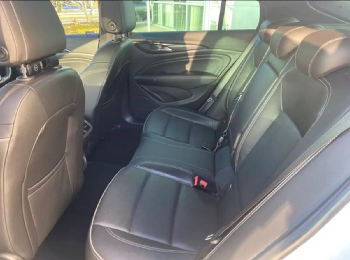 Opel Insignia 2.0 - Image 3