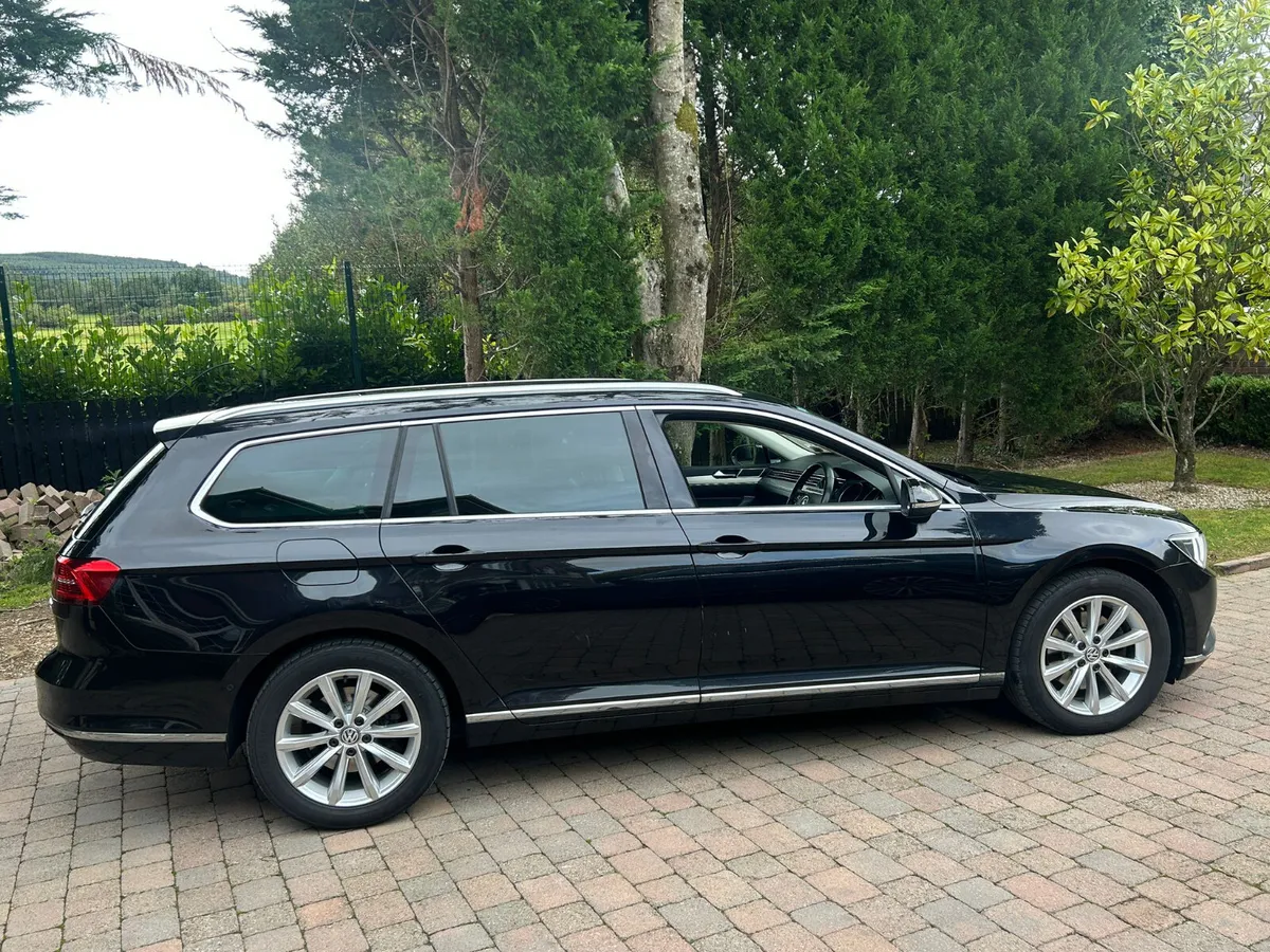 2016 Volkswagen Passat 1.6 TDI 120HP Highline - Image 2