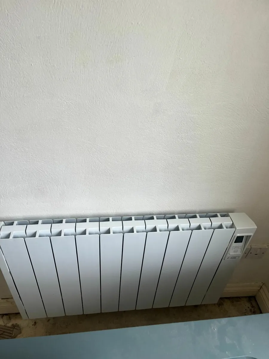 Creda Aluminium Radiator 1.50 kW - Almost New €235