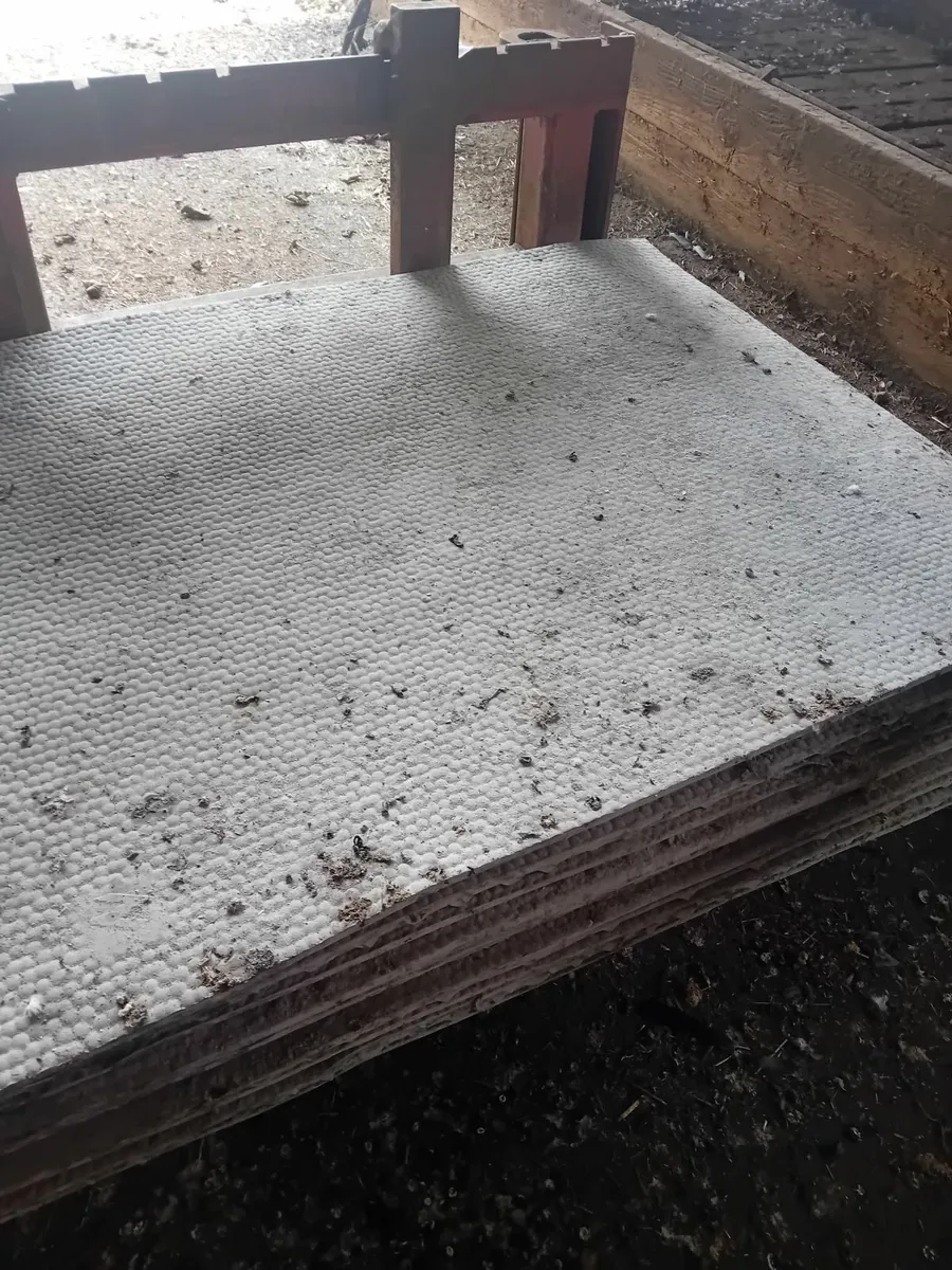 Cow mat's - Image 1