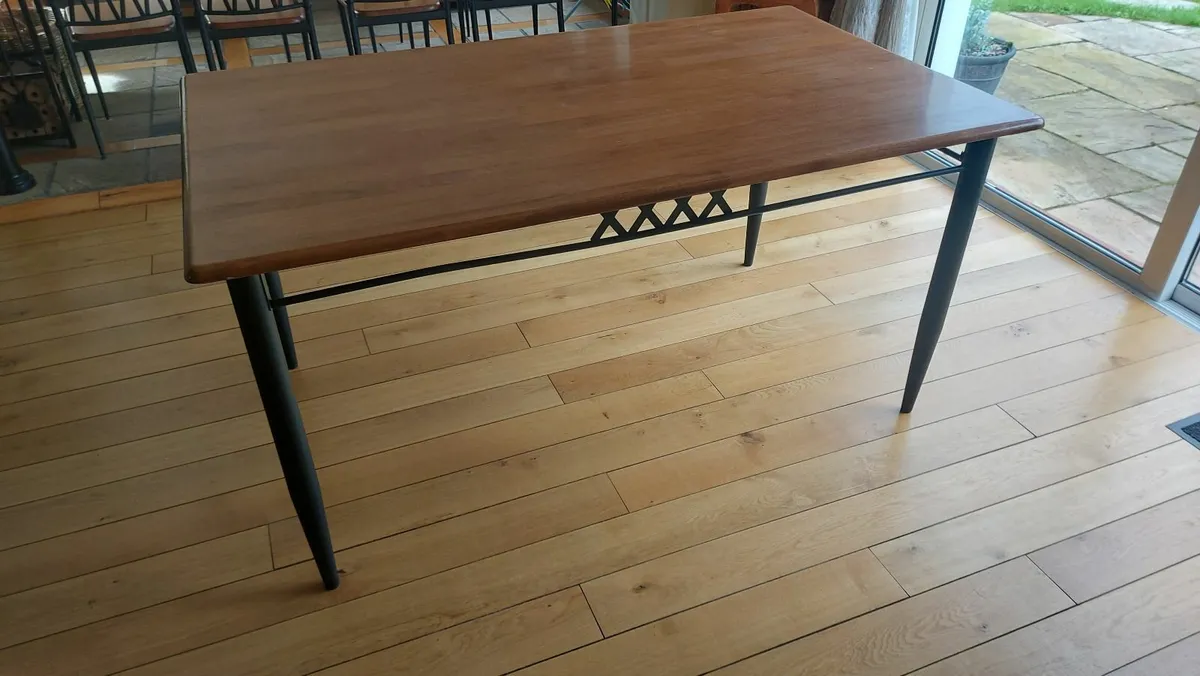 Table and 6 Chairs - Image 2