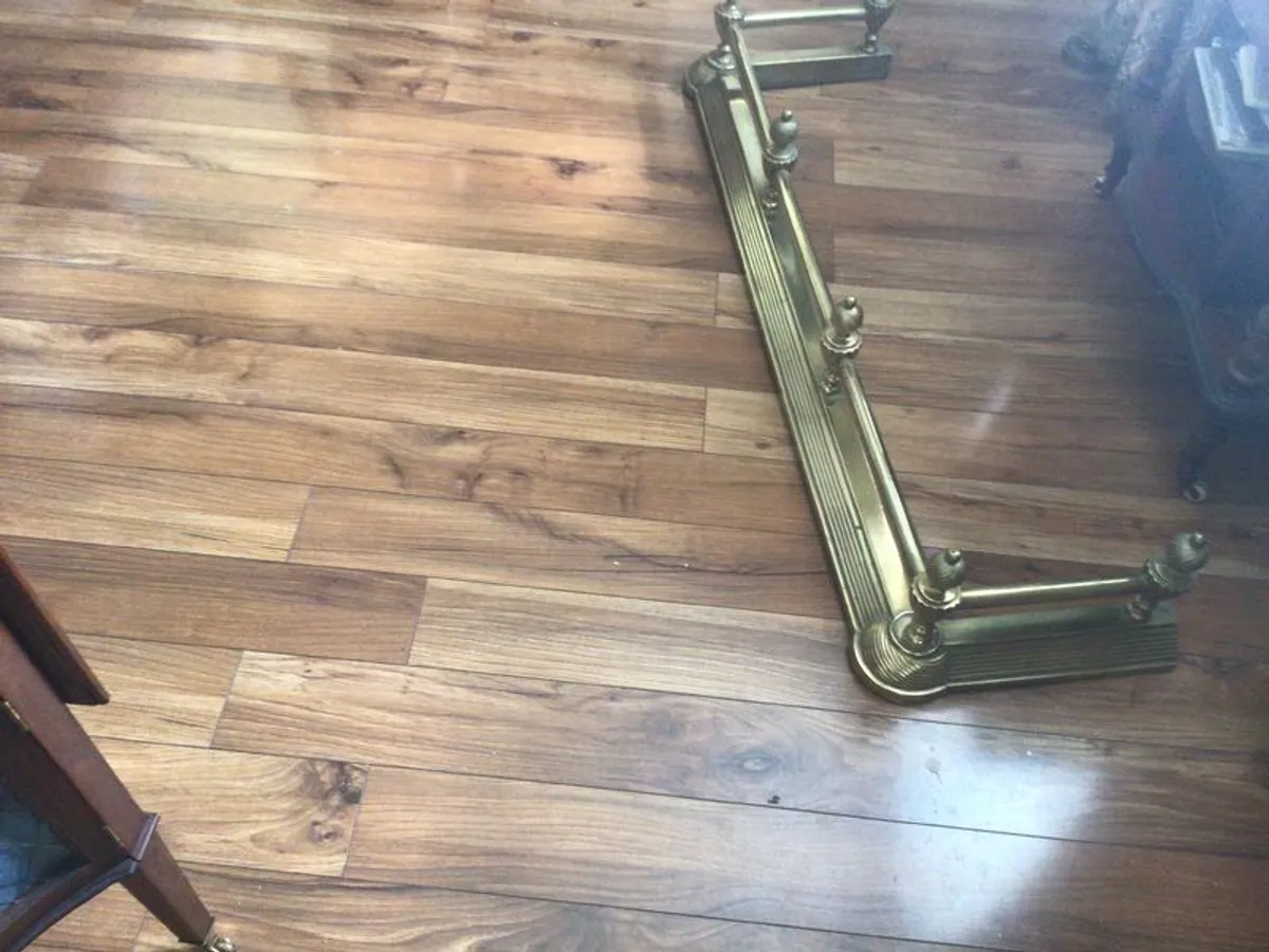 Brass fender - Image 1